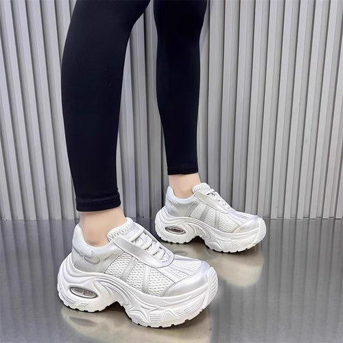 Damen Sportliche Chunky Sneakers mit atmungsaktiven Mesh-Einsätzen EB