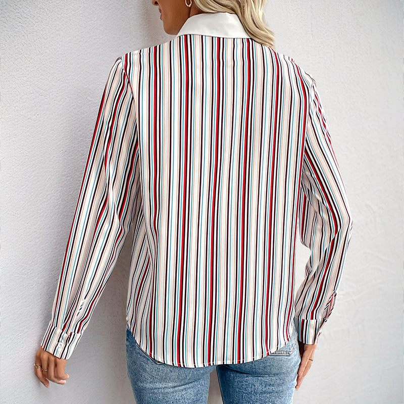 Damen Elegante gestreifte Hemdbluse mit Schmuckkragen und Krempelmanschetten EB