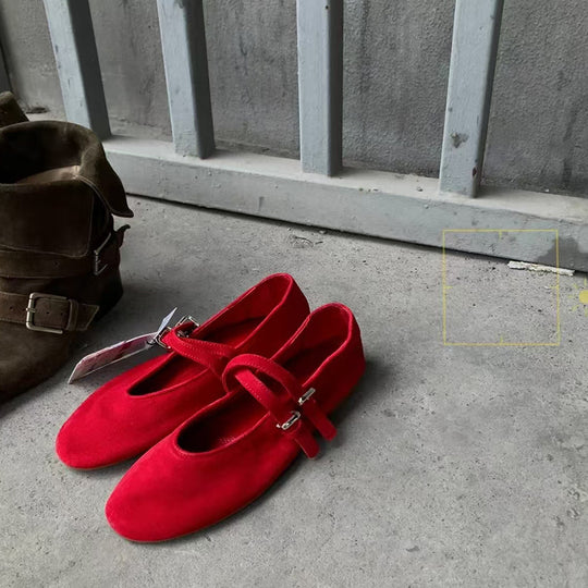 Damen Ballerinas aus hochwertigem Wildleder mit verstellbaren Riemen EB