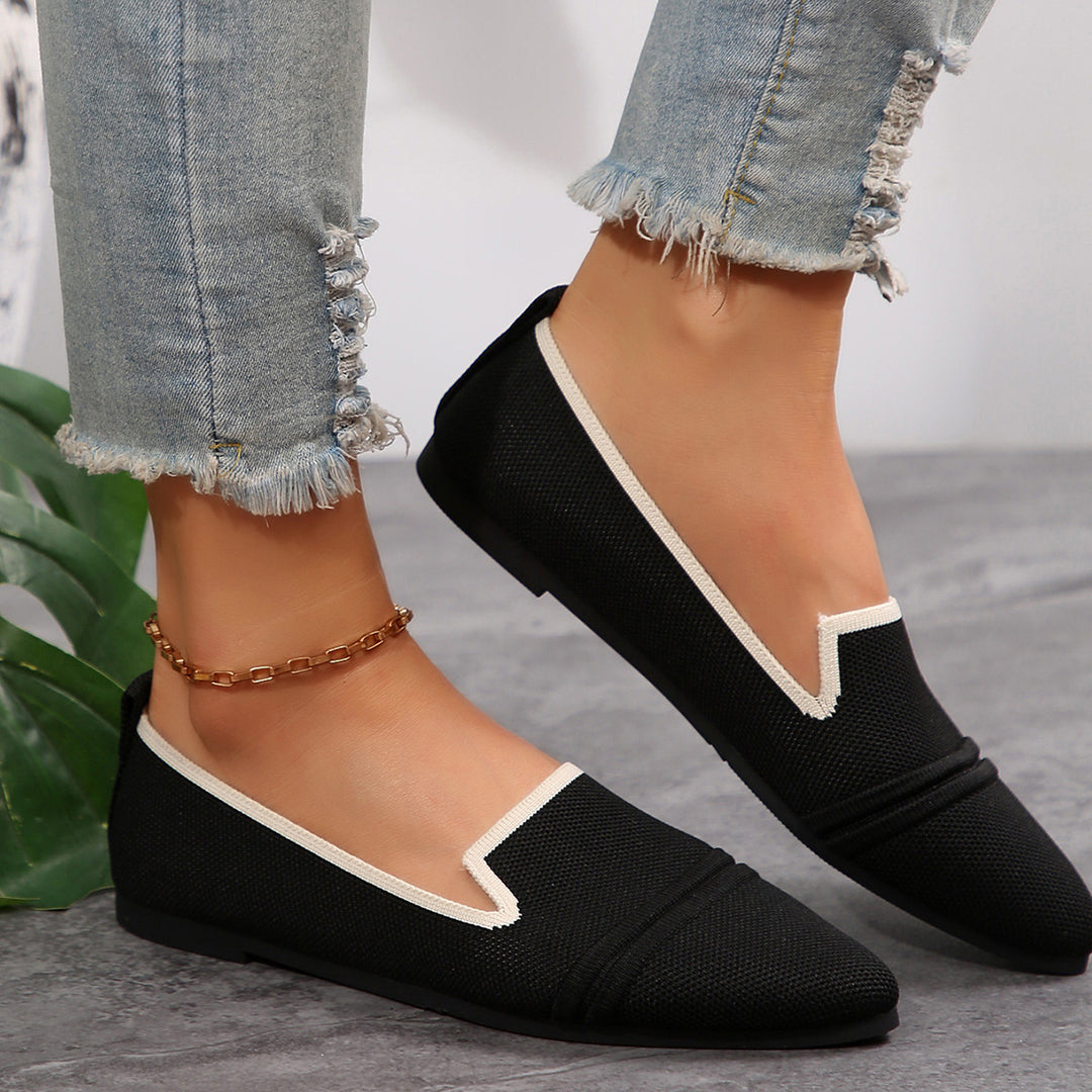 Damen Elegante Slipper mit spitzem Zehenbereich und geschmackvollem Kontrast-Riemen EB