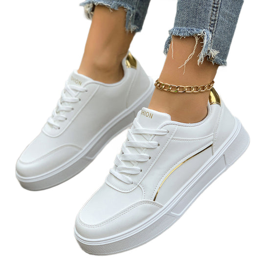 Damen Modische Sneaker mit eleganter Metallapplikation EB