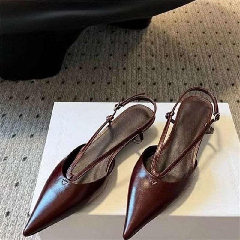 Damen spitze Slingback Pumps aus feinem Leder EB