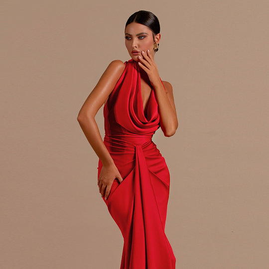 Damen Elegantes Wickel-Maxikleid mit tiefem V-Ausschnitt und figurbetonter Silhouette EB