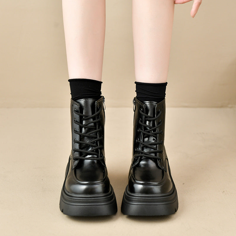 Damen Trendige Stiefeletten mit robustem Sohlenprofil und modischer Schnürung EB