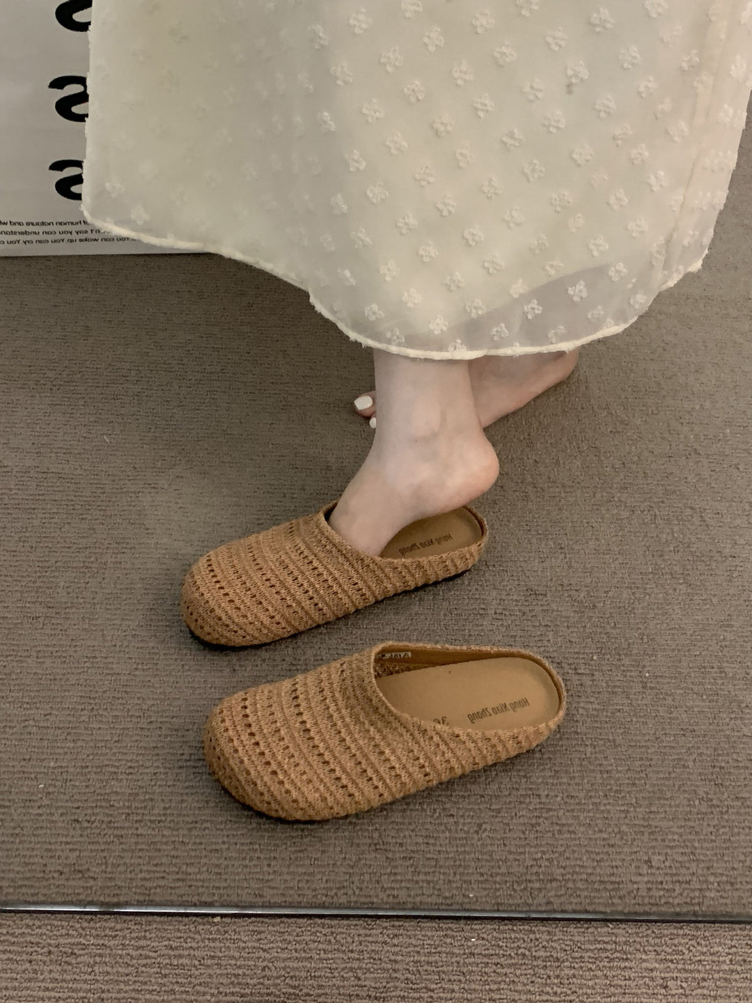 Damen bequeme Slipper aus atmungsaktivem Textilmaterial EB