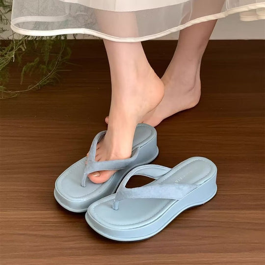 Damen trendige Wedge-Zehentrenner mit elegantem Obermaterial EB