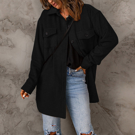 Damen vielseitige Oversize-Hemdjacke mit aufgesetzten Taschen und Knopfverschluss EB