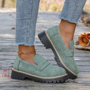 Damen Slip-On Mokassins mit rutschfester Profilsohle und elegantem Design EB