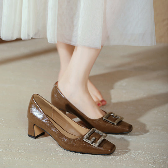 Damen elegante Absatzschuhe mit modischem Schmuckdetail EB