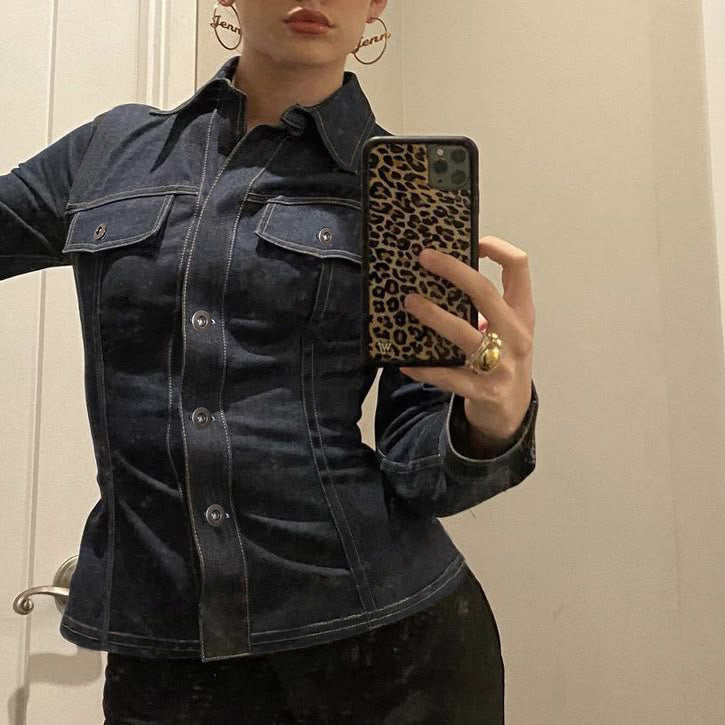 Damen nan taillierte Jeansjacke mit markanten Kontrastnähten, Brusttaschen und figurformender Schnittführung EB