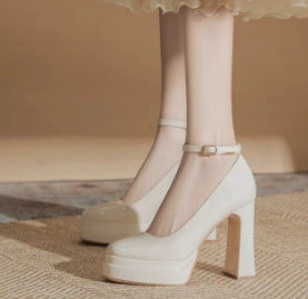 Damen Glamouröse Plateau-Pumps mit verstellbarem Riemchen EB