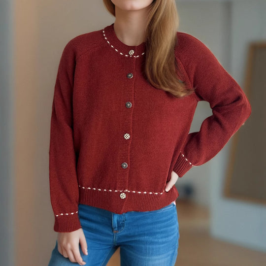 Damen Strickjacke mit dekorativen Knopfdetails und breiten Ärmeln EB