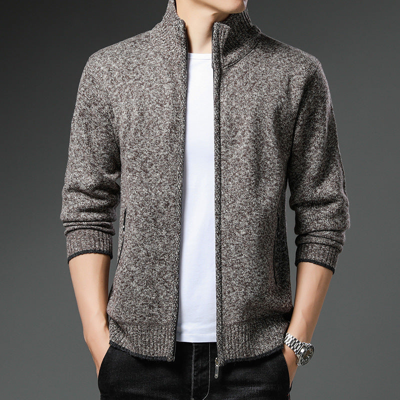 Herren Fleecejacke mit hochgeschlossenem Kragen und praktischen Reißverschlusstaschen EB