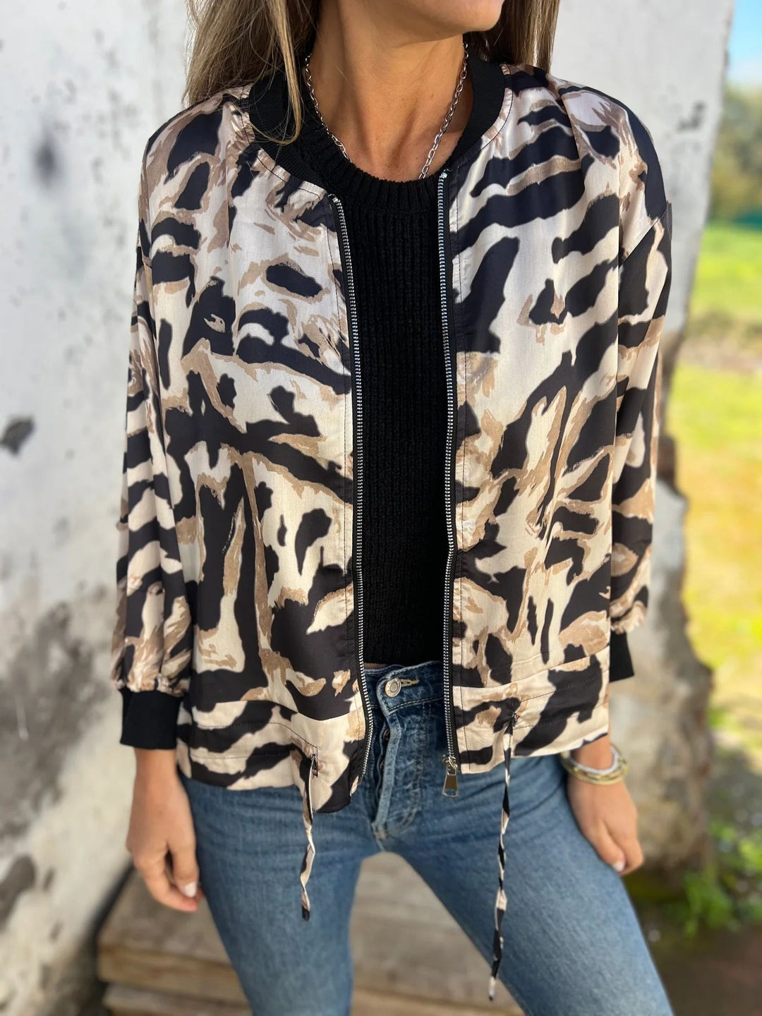 Damen Sportliche Bomberjacke mit trendigem Tiermuster EB