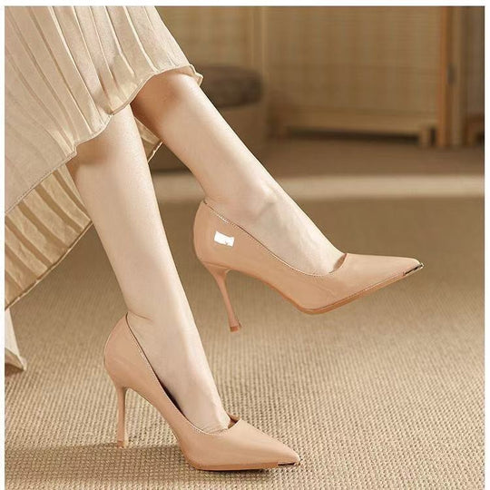 Damen Elegante spitze Pumps mit glänzendem Absatz EB