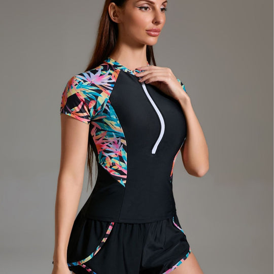 Damen Sportlicher Schwimmanzug mit innovativem Reißverschluss und stylischen kurzen Hosen EB