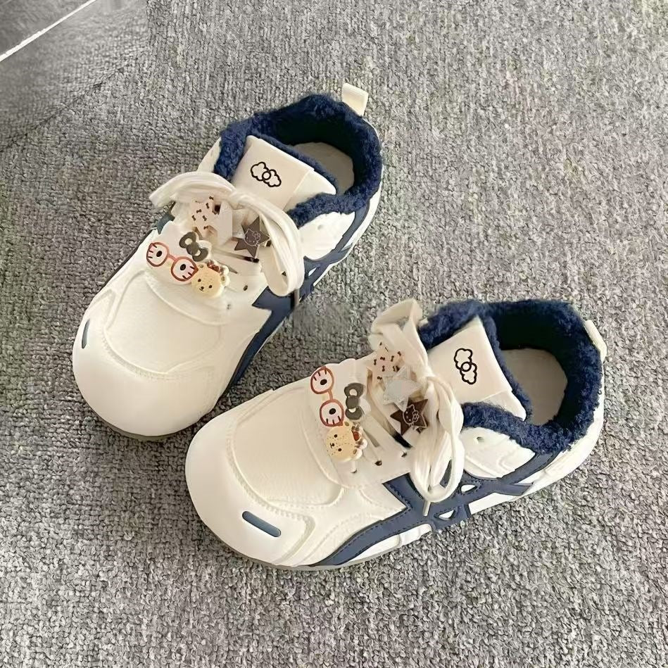 Damen Sneaker mit kuscheligem Innenfutter und dekorativen Applikationen EB