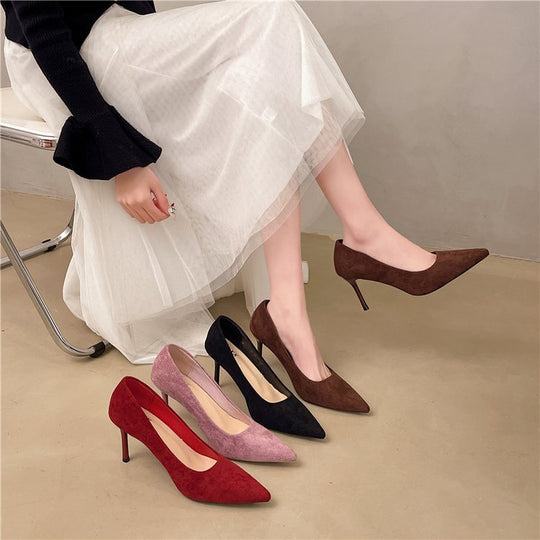 Damen klassische High Heels aus samtigem Material mit elegantem Schnitt EB