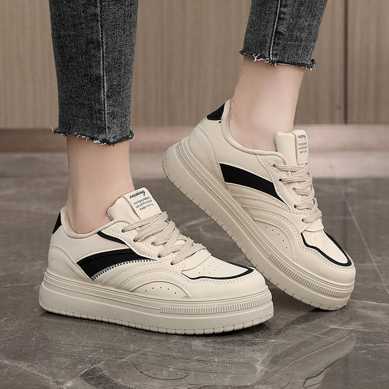 Damen Sneaker mit luftdurchlässiger Obermaterialstruktur und modernem Design EB