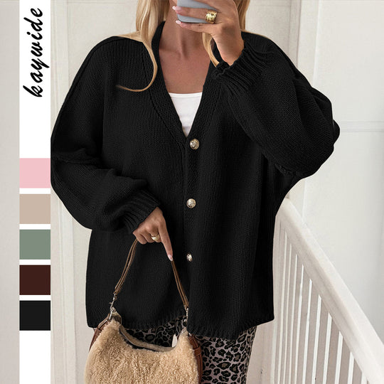 Damen nan Bouclé-Oversize-Cardigan mit tiefem V-Ausschnitt, Kimonoärmeln und goldenen Zierknöpfen EB