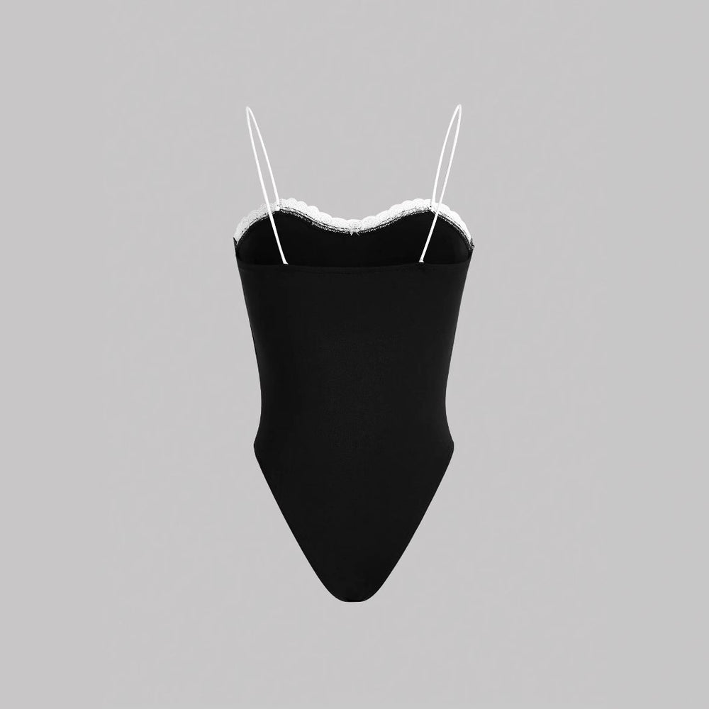 Damen eleganter Badeanzug mit Spitzenrand und Trägern EB