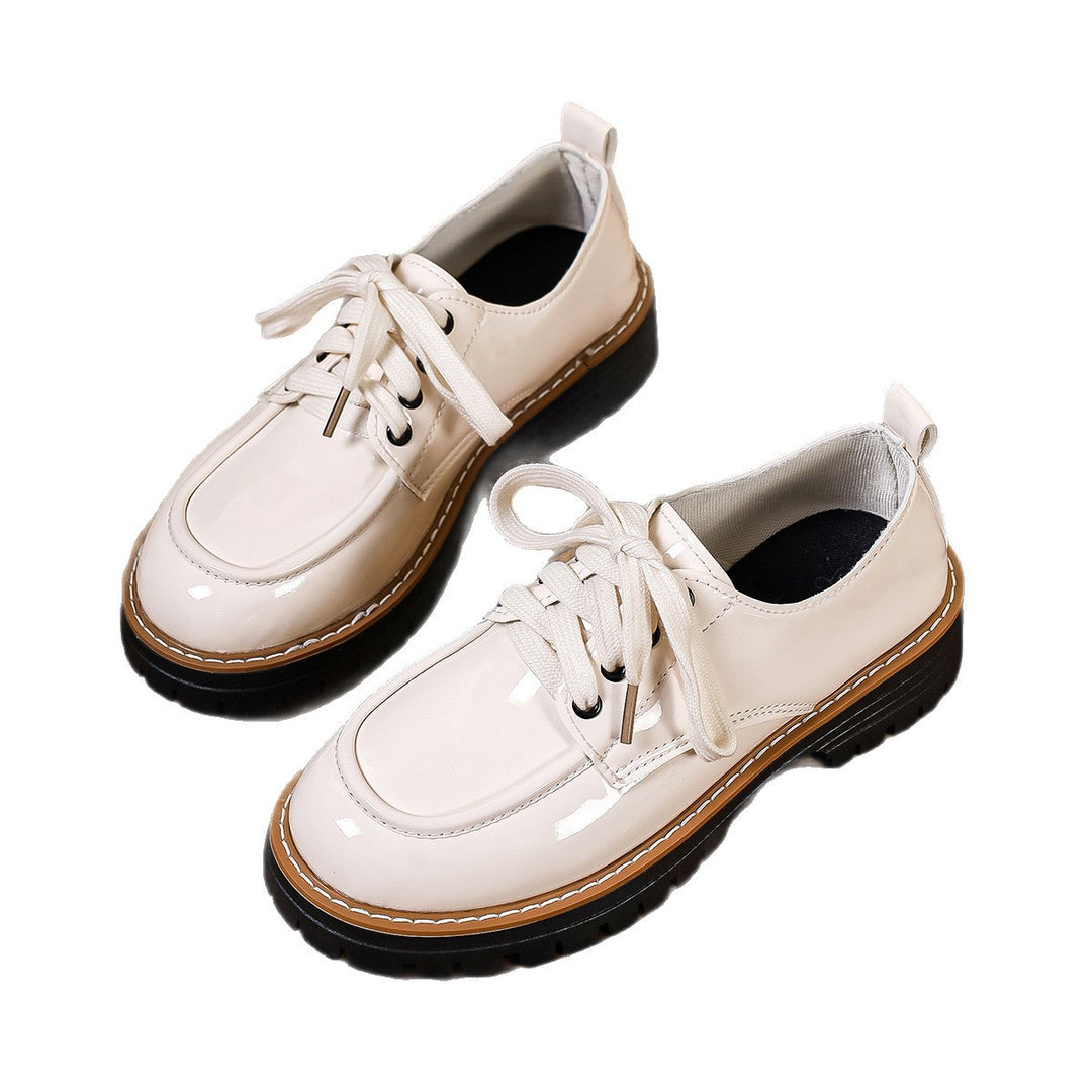 Damen Glänzende Schnürschuhe mit robustem Profil EB