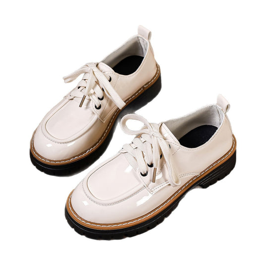 Damen Glänzende Schnürschuhe mit robustem Profil EB
