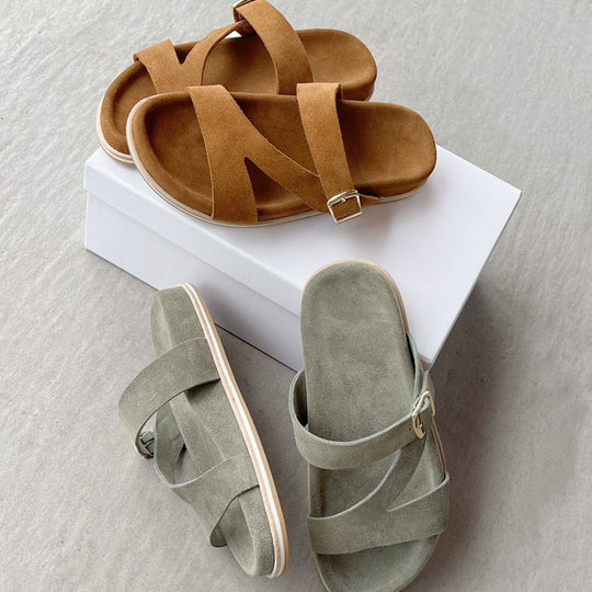 Damen Komfortable Clogs mit modischen Riemen EB