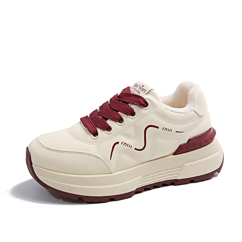 Damen Freizeit Sneakers mit angenehmem Futter und rutschfester Sohle EB