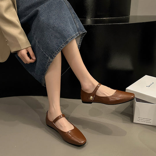 Damen klassische Ballerinas mit elegantem Riemchen und feinem Schnallen-Detail EB
