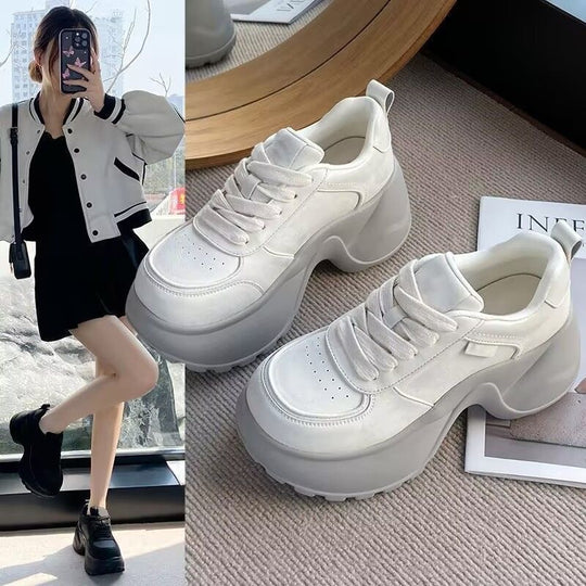 Damen Sportliche Chunky Sneakers mit trendigem Design und hoher Plattform EB