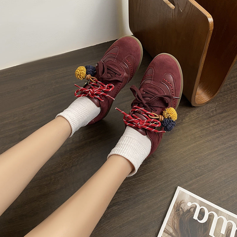 Damen Sneakers im modernen Design mit dekorativen Schnürsenkeln EB
