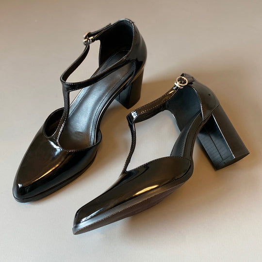 Damen elegante Plateau-Pumps mit modischem Riemchen und stilvollem Glanz EB