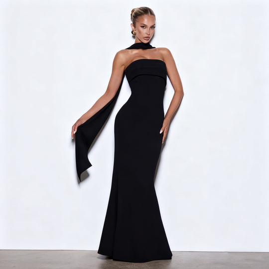 Damen Abendkleid mit eleganter Schleppe EB