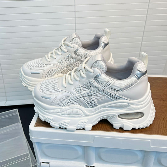 Damen Sportliche Sneakers mit innovativem Mesh-Design und modischer Plattformsohle EB