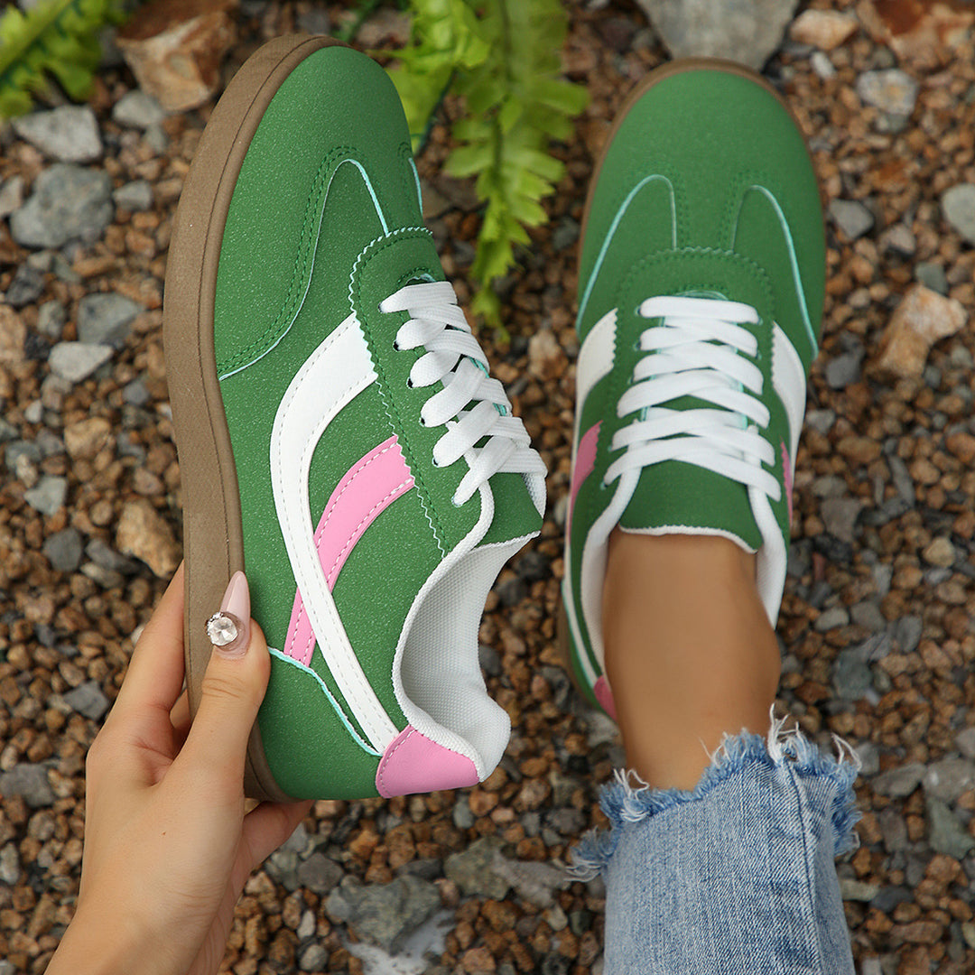 Damen Sportliche Sneakers im retro-inspirierten Style EB