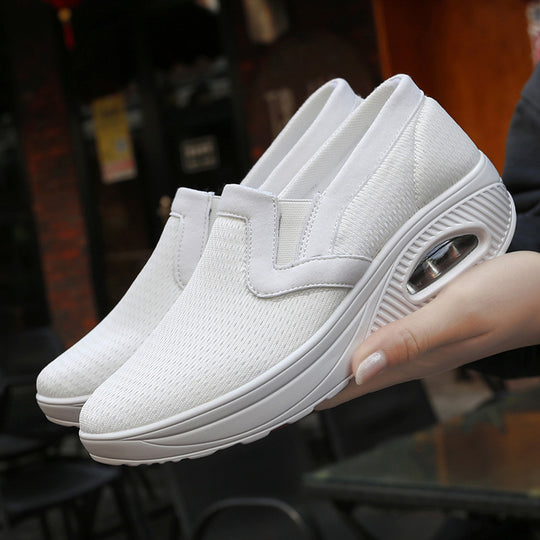 Damen Atmungsaktive Slip-On Sneakers mit dämpfender Sohle und flexiblem Design EB