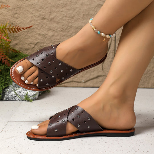 Damen Riemensandalen mit glänzenden Nieten und komfortabler Fußbettgestaltung EB