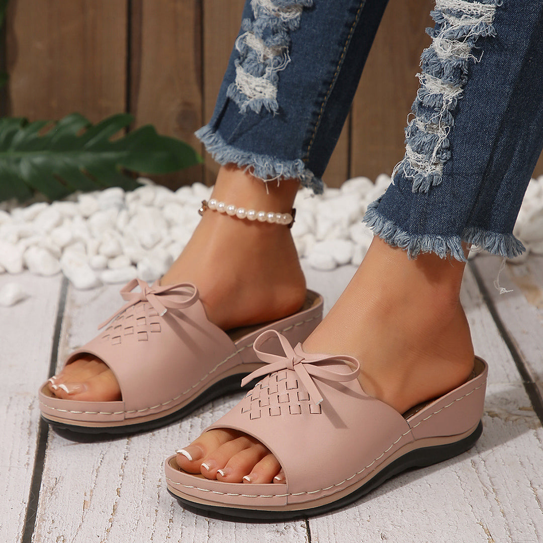 Damen Riemchen-Sandalen mit geflochtenem Design und komfortablem Fußbett EB
