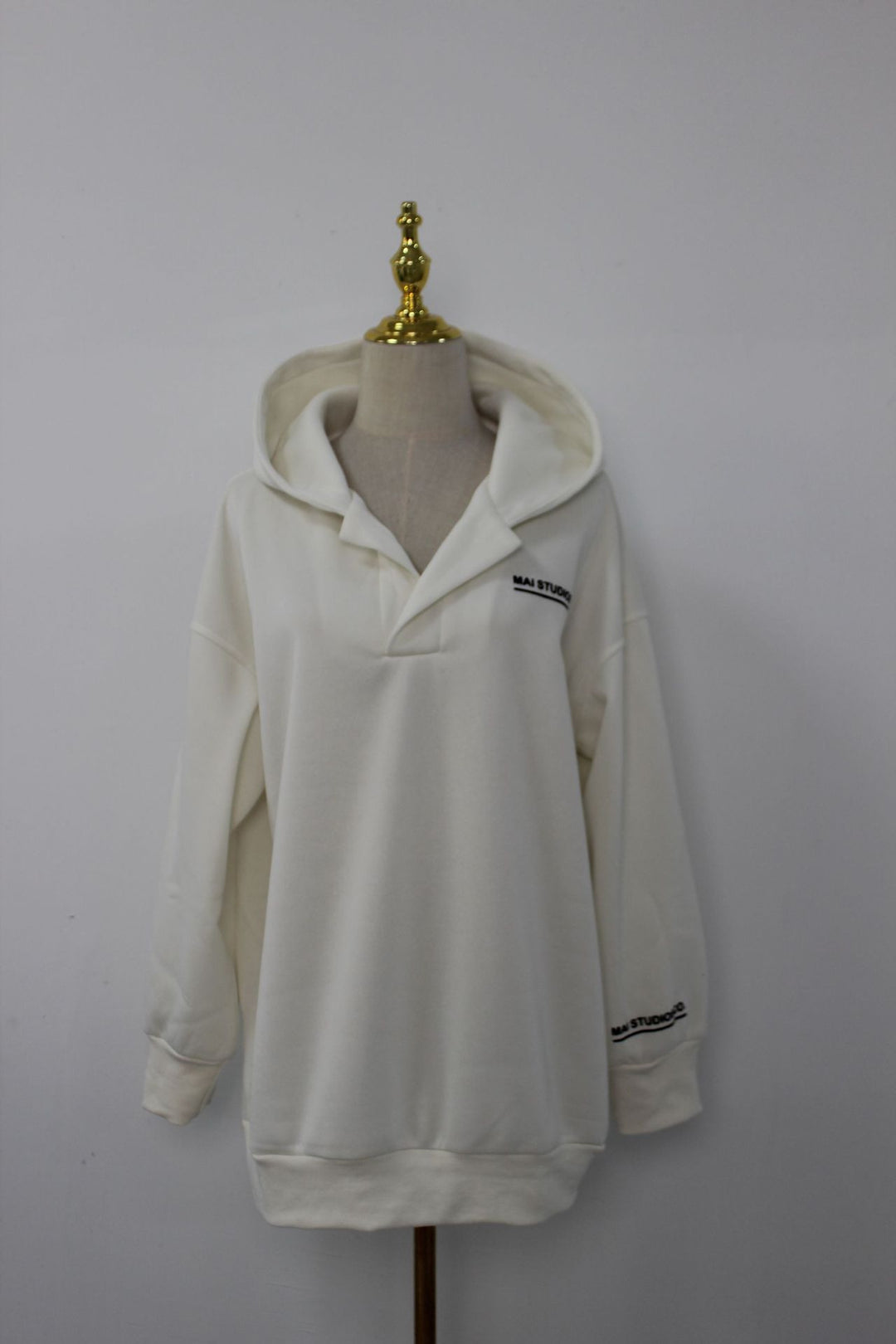 DamenOversized Sweater mit Eingrifftaschen und Kapuze EB