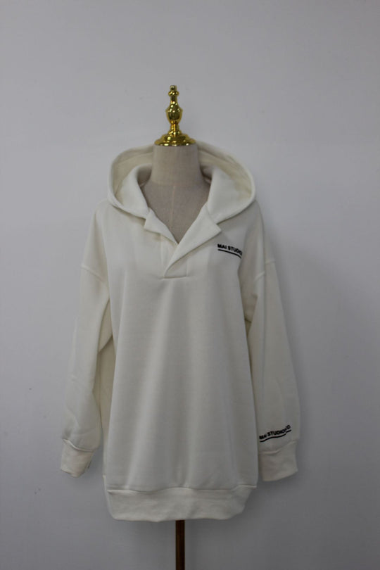 DamenOversized Sweater mit Eingrifftaschen und Kapuze EB