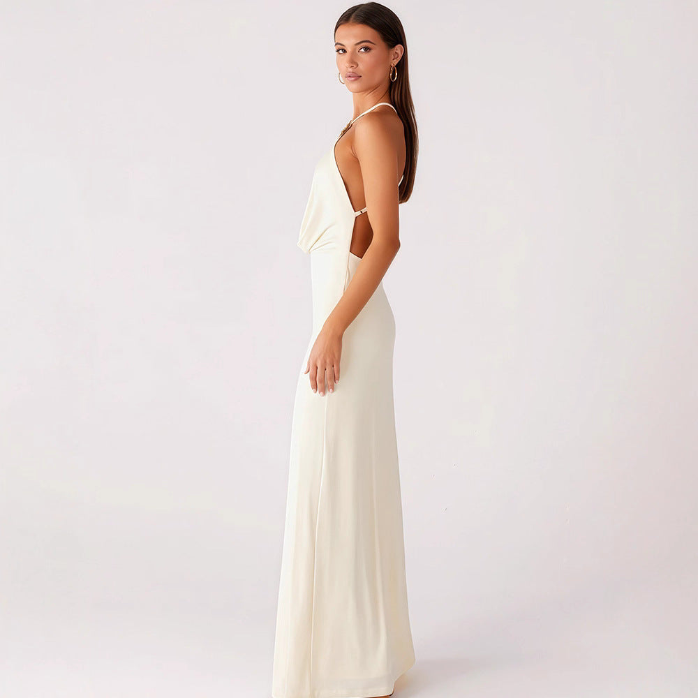 Damen Elegantes Maxikleid mit tiefem Austchnitt und feinen Trägern EB