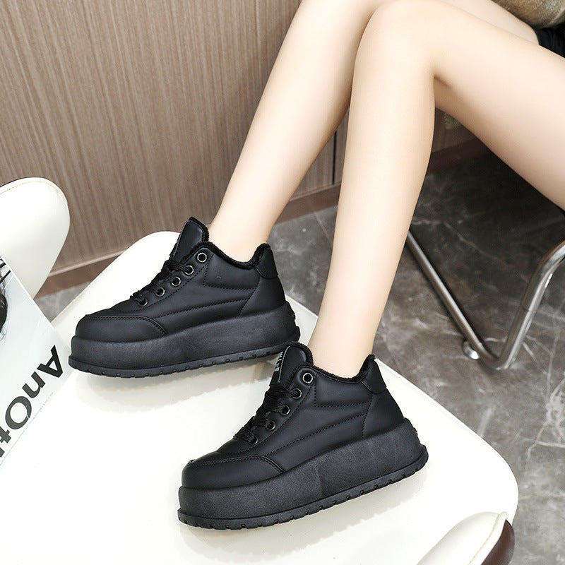 Damen modische Sneakers mit gut gepolstertem Innenfutter und robustem Profil EB