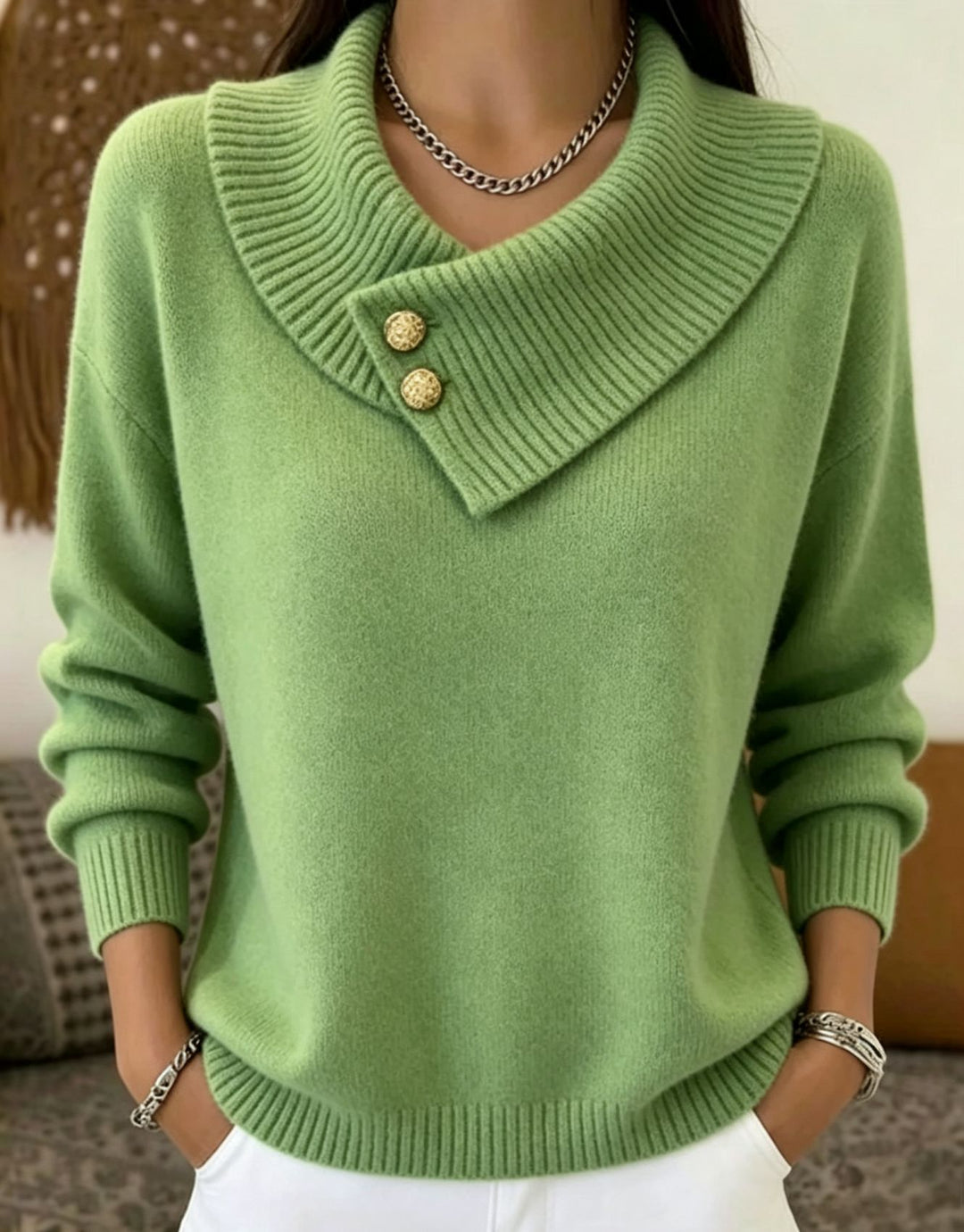 Damen Feinstrick-Pullover mit überlappendem Schalkragen und Zierknöpfen EB