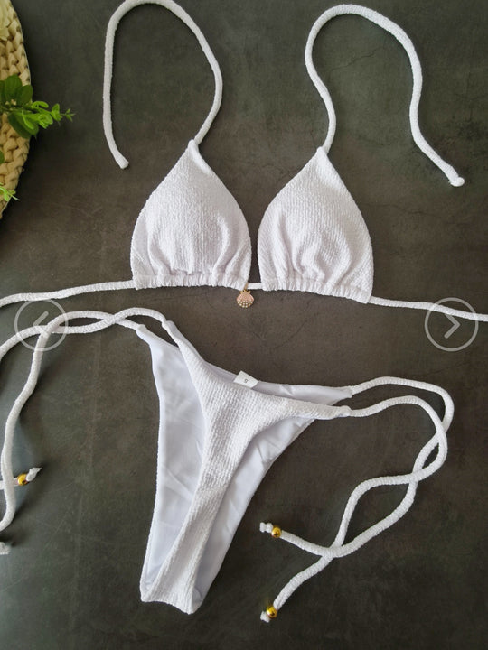 Damen Triangel-Bikini mit elastischen Banddetails EB