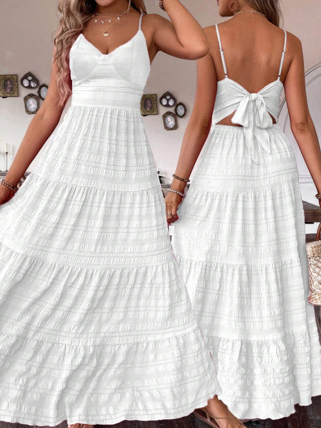 Damen Maxikleid mit schwingendem Rock und zarten Spaghettiträgern EB