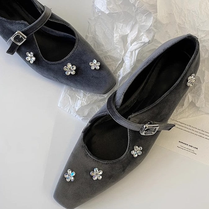 Damen elegante Mary Jane Schuhe mit floralen Details EB