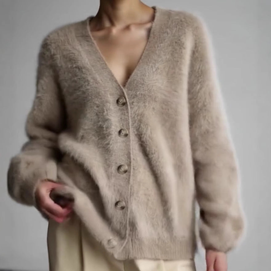 Damen Flauschiger Eyelash-Mix Oversize-Cardigan mit V-Ausschnitt und dekorativen Holzknöpfen EB