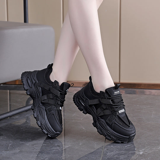Damen Sportliche Sneakers mit atmungsaktiven Einsätzen EB