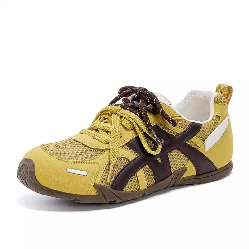 Damen Sportliche Sneakers mit atmungsaktiver Netzstruktur und reflektierenden Akzenten EB